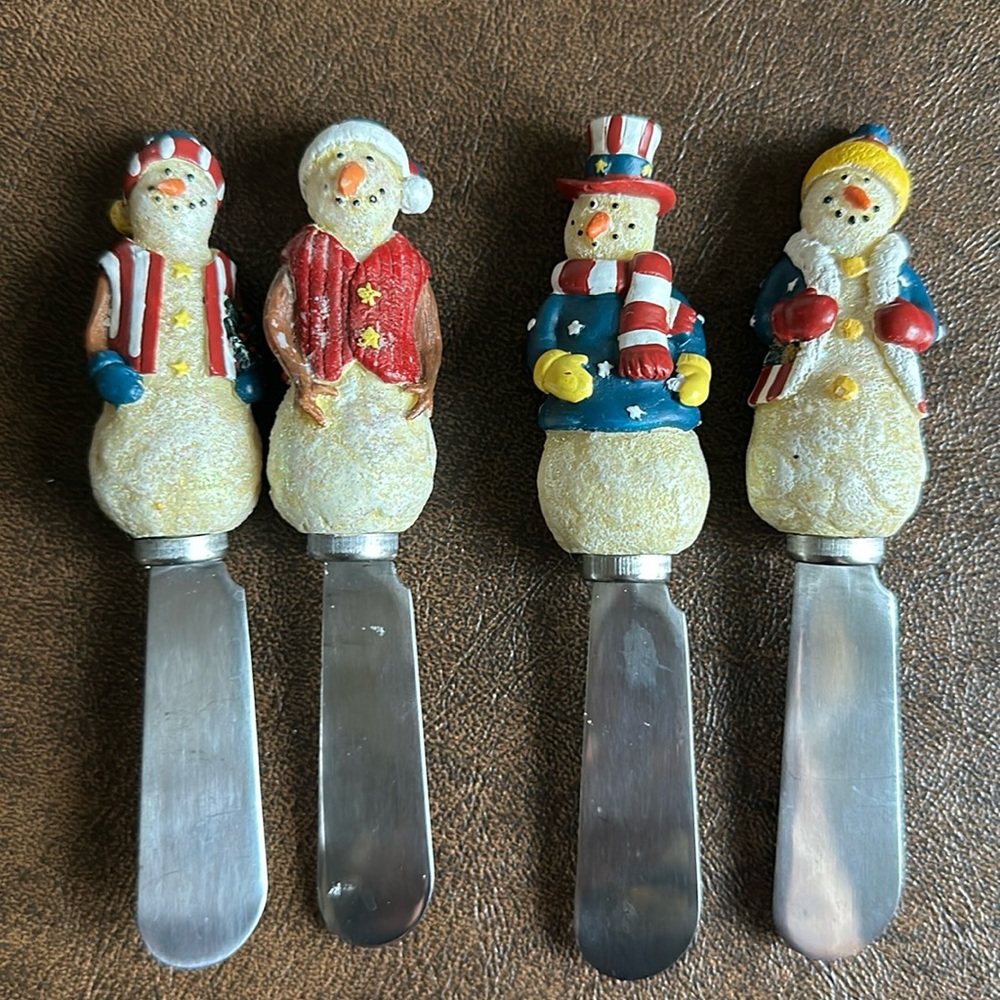 Snowman appetizer knives